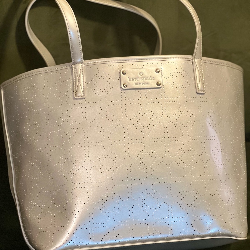 Kate Spade White Structured Tote with Glossy Finish